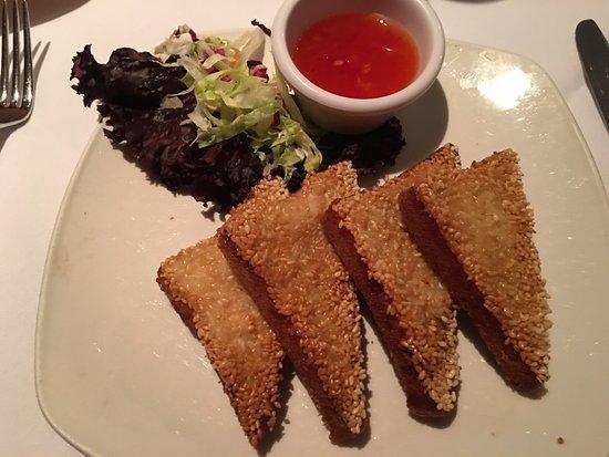 Rotunda Bar and Diner